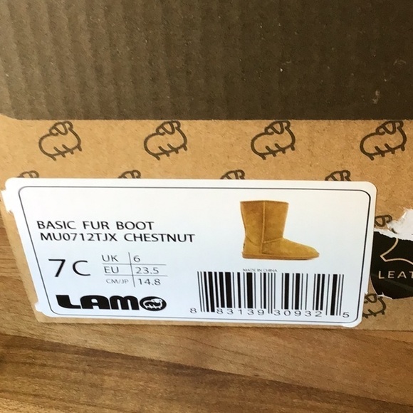 Lamo NWT NWB toddler fur boots. - Picture 5 of 11